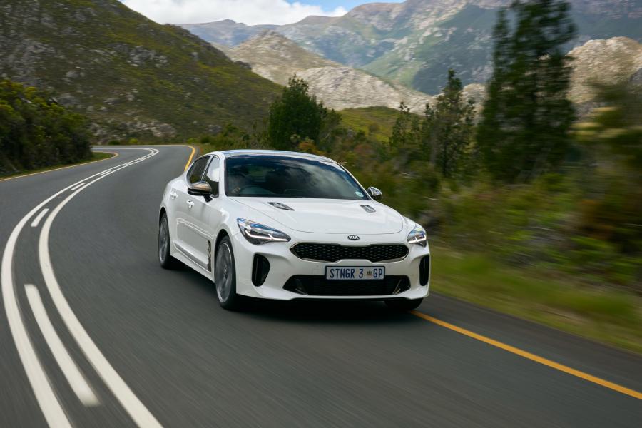  Kia Stinger GT 2018 года  (ZA) (фото 7 из 40)